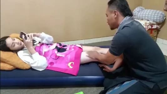 bokepindo niat mau pijit malah ngewe