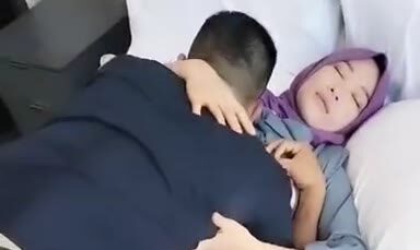 Skandal Guru Ngewe Bareng Rekan KerjaSkandal Guru Ngewe Bareng Rekan Kerja